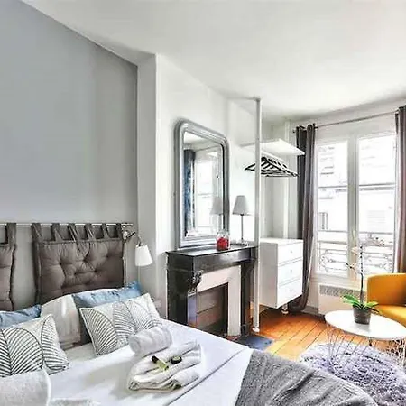 Apartment Tres Beau 2 Pieces - Viieme Paris